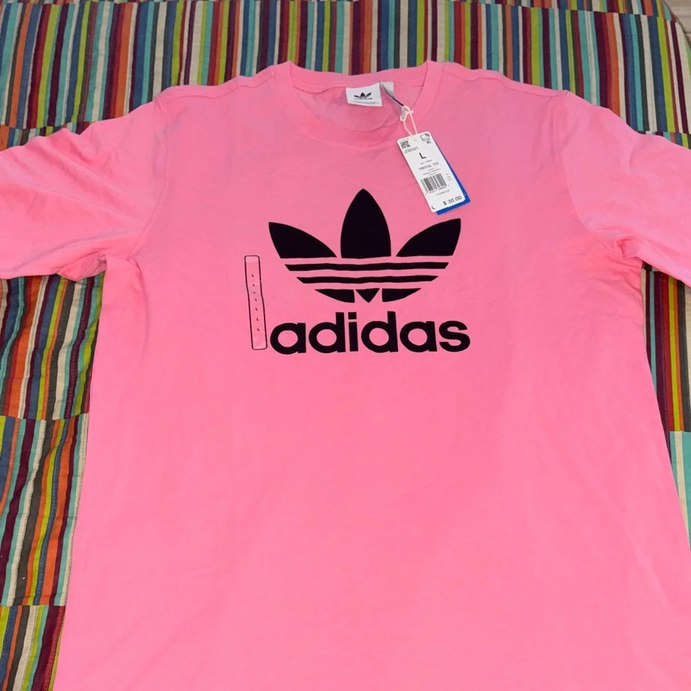 adidas Pink Tee with Black Trefoil Logo size large brand new with tags